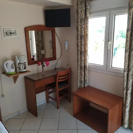 Apartamento Manos Megás Limniónas Exterior foto
