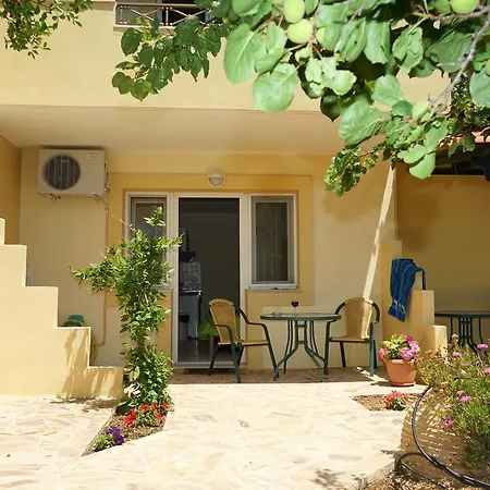 Apartamento Manos Megás Limniónas Exterior foto
